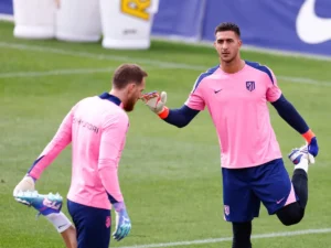 Juan Musso Kian Dekat Gantikan Jan Oblak di Atletico Madrid