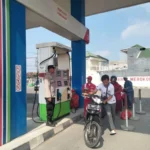Kapolres Gresik Pantau SPBU di Jalur Mudik, Stok BBM Terjamin, Pemudik Tenang