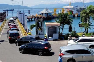 Kemacetan Arus Balik di Pelabuhan Ketapang Banyuwangi Prioritaskan Motor, Bus, dan Mobil Pribadi