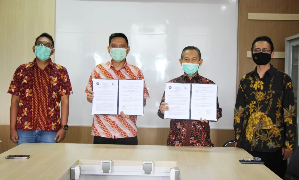 Kerjasama Industri dan Perguruan Tinggi