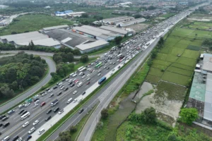 Korlantas Kelola Puncak Arus Balik Lebaran Gelombang Dua di Jalan Arteri dan Tol