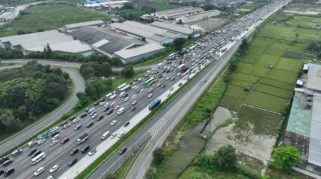 Korlantas Kelola Puncak Arus Balik Lebaran Gelombang Dua di Jalan Arteri dan Tol