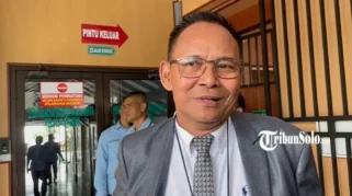 Kuasa Hukum Jokowi Tolak Sumpah Pemutus, Penggugat CLS Desak Buktikan Ijazah di PN Solo