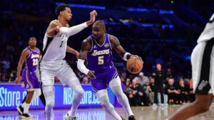 Lakers Guncang Timberwolves dengan Dominasi Paruh Kedua, Ayton Bersinar di Crypto.com Arena