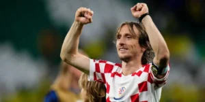 Luka Modrić Cedera di Texas Derby, Kroasia Luncurkan Jersey Piala Dunia 2026 Bergaya 1990