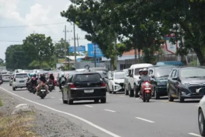Macet Parah di Jalur Mengkreng, Jombang H+1 Lebaran: Antrean Sampai 4 Km