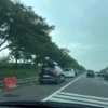 Macet Tol Batang dan Cipali Akibat Pemudik Berhenti di Bahu Jalan