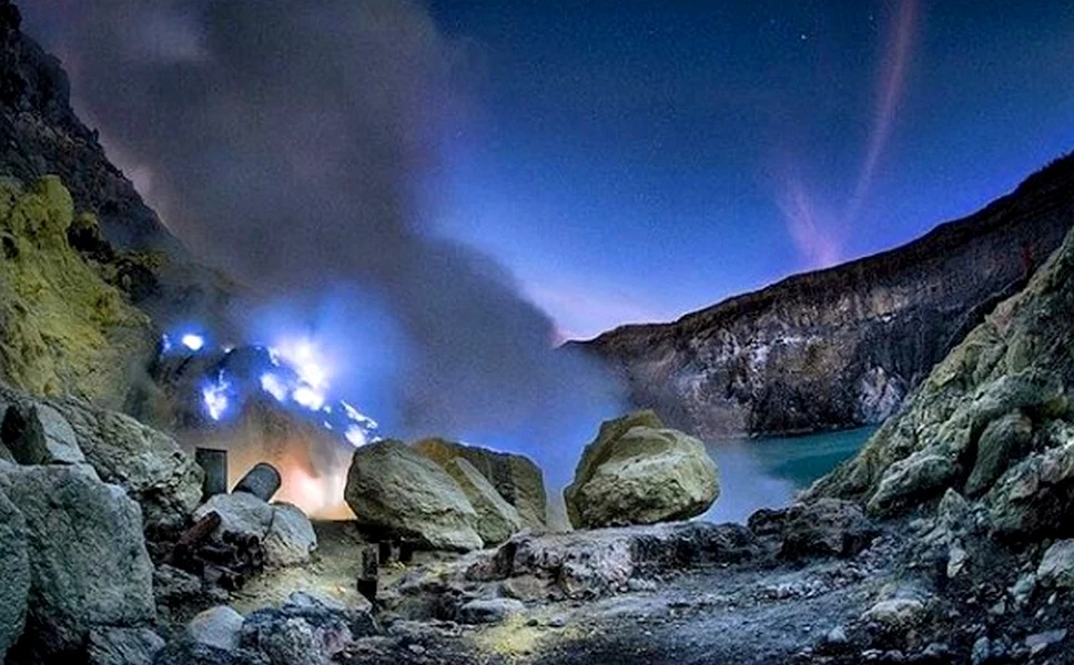 Makna Budaya dan Nilai Spiritual dalam Cerita Rakyat tentang Gunung Ijen