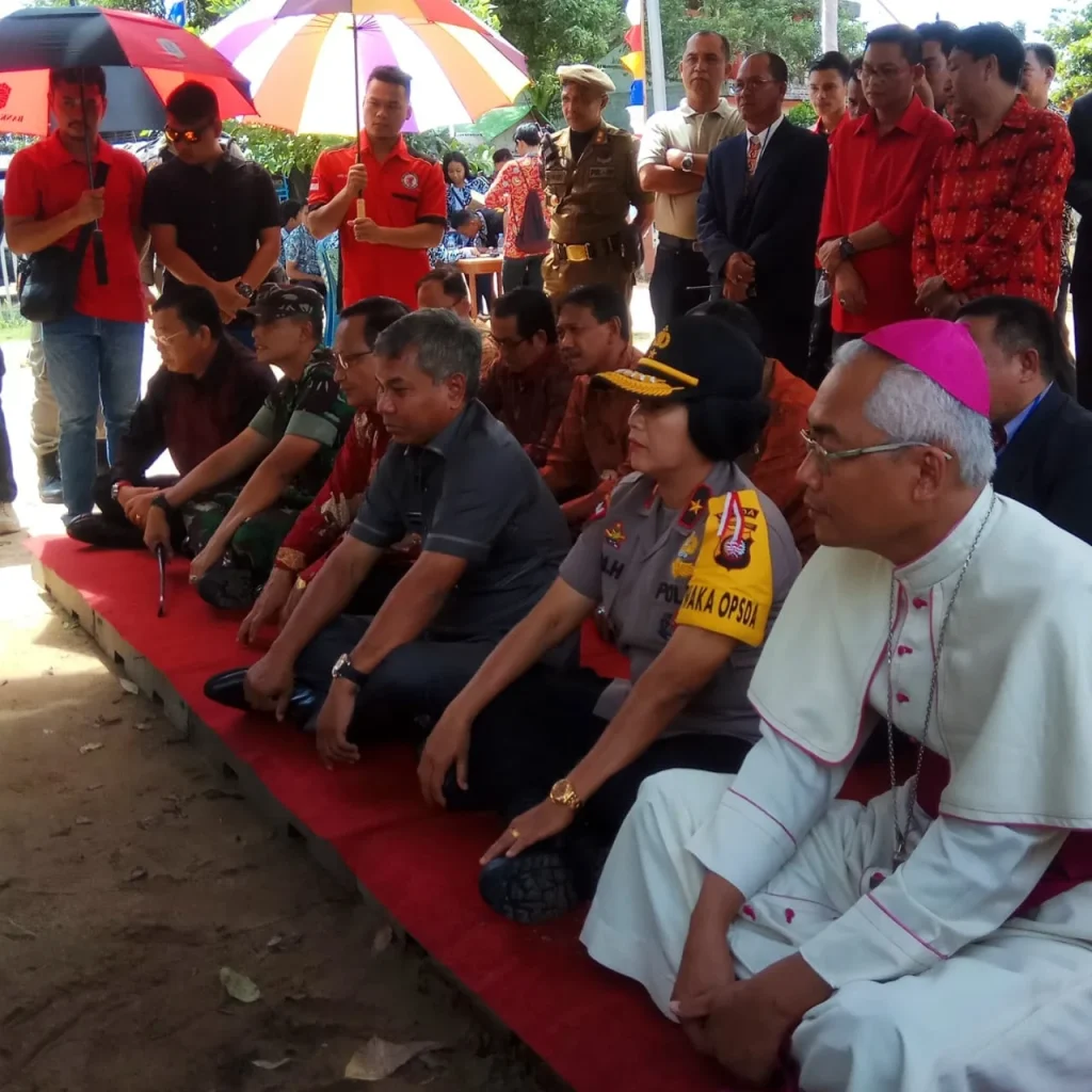 Manfaat sosial‑ekonomi upacara adat penyambutan tamu