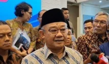 Mendikdasmen Abdul Mu'ti Tegaskan Tidak Ada Pembelajaran Daring, Sekolah Tetap Tatap Muka