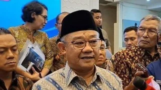 Mendikdasmen Abdul Mu'ti Tegaskan Tidak Ada Pembelajaran Daring, Sekolah Tetap Tatap Muka