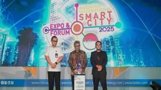 Menteri Desak Capai Target Sampah 2029 Sementara SIM Digital Diresmikan