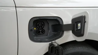 Mudik Lebih Nyaman dengan JAECOO J5 EV: Mobil Listrik yang Bisa Jadi Genset