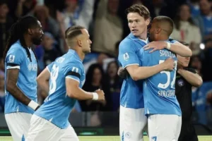 Napoli Berjuang di Puncak Serie A, McTominay Cetak Gol Penentu dan Ferrara Keluarkan Kritik atas Mural