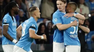Napoli Berjuang di Puncak Serie A, McTominay Cetak Gol Penentu dan Ferrara Keluarkan Kritik atas Mural