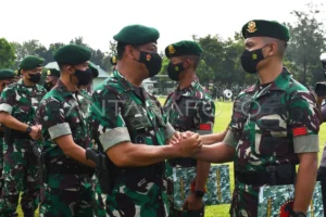 Panglima TNI Anugerahkan Kenaikan Pangkat Luar Biasa bagi Prajurit Juara Hafalan 30 Juz di Libya