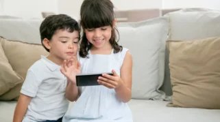 Pemerintah Terapkan PP Tunas, Batasi Akses TikTok, YouTube, dan Platform Digital Lain bagi Anak di Bawah 16 Tahun