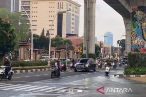 Pemprov DKI Jakarta Mulai Pengerjaan Kembali Zebra Cross di Jalan Soepomo, Tebet