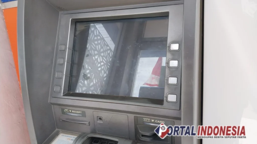 Pengaruh keberadaan ATM di SPBU terhadap perekonomian lokal