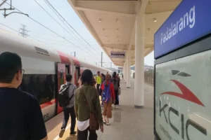 Penumpang Whoosh Naik 25% dan Layanan Tambahan Selama Lebaran