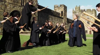 Perbandingan 7 Adegan Ikonik Harry Potter and the Philosopher's Stone Antara Film 2001 dan Serial HBO Baru