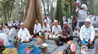 Perhutani KPH Balapulang Dukung Upacara Adat Ngasa di Kampung Budaya Jalawastu