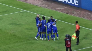 Persib Bandung Siap Kunci Gelar BRI Super League 2025/2026 dalam Sembilan Laga Penentu