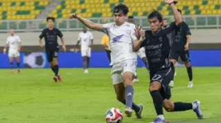 Pemain Persita merayakan gol ke gawang PSM Makassar