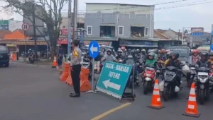 Polri Terapkan One Way di Jalur Gentong untuk Lancarkan Arus Mudik Lebaran 2026