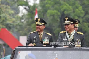 Prabowo Kecam TNI dan Polri Tercemar Oknum Pejabat; Alumni Militer Tak Terima