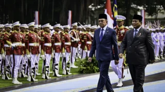 Prabowo Sambut PM Anwar Ibrahim di Istana Merdeka dengan Lagu Rasa Sayange