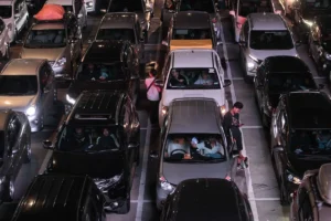 Pria Pekanbaru Tempuh Ribuan Kilometer Jalan Kaki demi Menemui Ibu di Surabaya saat Mudik