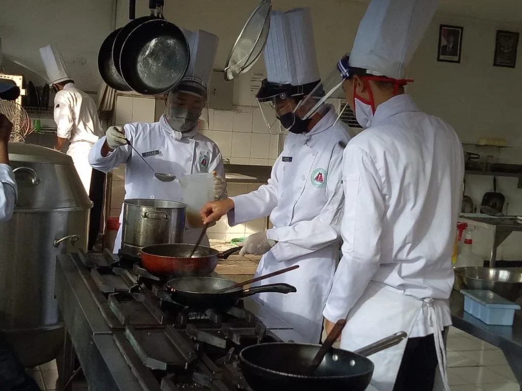 Prospek Karir Lulusan SMK tata boga Banyuwangi