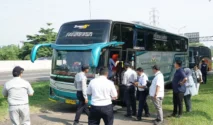 Rampcheck di Rest Area 726 Gresik Pastikan Bus Mudik Laik Jalan Jelang Puncak Lebaran