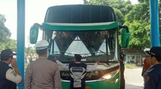Rampcheck di Terminal Sritanjung Banyuwangi, Satu Bus Ditilang Karena Kaca Pecah