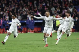 Real Madrid Raih Kemenangan Dramatis 3-2 atas Atletico Madrid, Vinicius Jadi Penentu