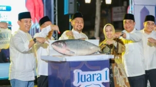 Rekor Baru Bandeng Kawak Gresik 2026, Ikan 19 Kg Menjadi Juara Utama