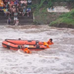 Remaja 17 Tahun Tewas Terseret Arus Sungai Sampean Baru di Bondowoso