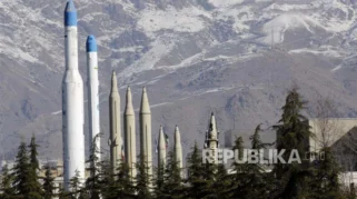 Rusia Iran Kembangkan Rudal Jarak Menengah, Ancaman Jangkauan 4.000 km ke Eropa