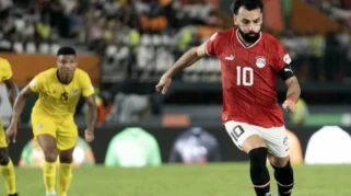 Salah Absen, Liverpool dan Timnas Mesir Hadapi Tantangan Cedera Paha