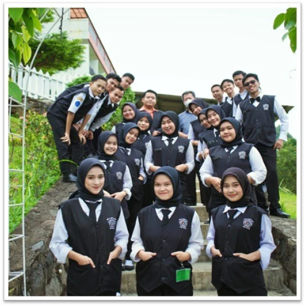 SMK manajemen hotel Banyuwangi: Menyiapkan Generasi Profesional di Industri Perhotelan