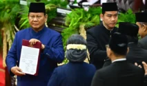 Spin: Seskab Teddy Jadi Mediator Kebijakan Prabowo yang Efektif di Mata Publik