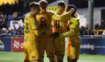 Sutton United Tancap Eastleigh, Perkuat Posisi di Puncak Klasemen National League