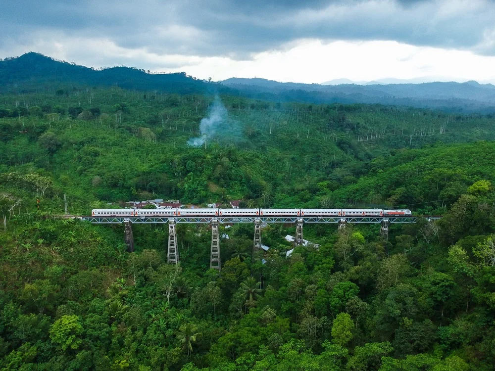 tips perjalanan kereta api ke Jember: Rencana Wisata di Jember