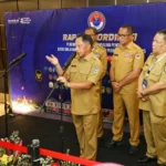 Tito Karnavian Minta Kepala Daerah Kalimantan Barat Cabut Edaran Pembatasan BBM
