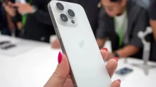 Tren Sewa iPhone Meroket di Malang Menjelang Lebaran, Omzet Diprediksi Capai Rp25 Juta