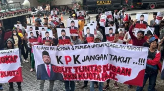 Warga Hong Kong Dihukum Penjara Jika Tolak Berikan Kata Sandi, Sementara Kasus Yaqut Cholil Qoumas Mengguncang Sistem Peradilan Indonesia