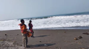 Wisatawan Remaja Hilang Terseret Ombak di Pantai Watu Bale, Kebumen