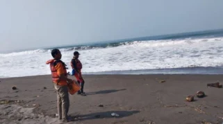 Wisatawan Remaja Hilang Terseret Ombak di Pantai Watu Bale, Kebumen