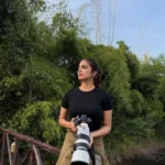 10 Momen Malavika Mohanan Liburan di Indonesia, dari Bali hingga Merapi